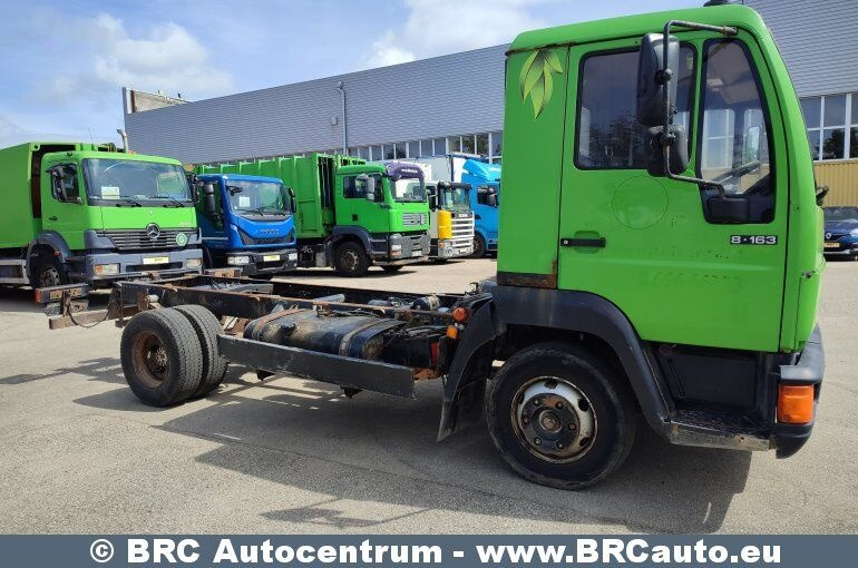Cab chassis truck MAN 8.163: picture 6