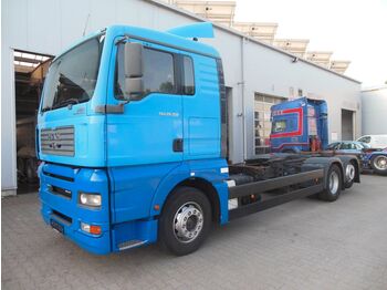 Container transporter/ Swap body truck MAN TGA 26.350,6X2-2 LL,SCHALTGETRIEBE, ANALOG: picture 1