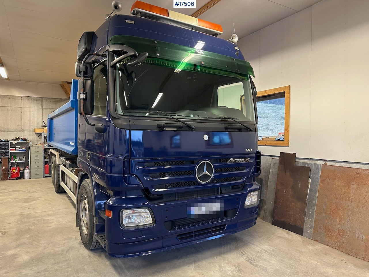 Mercedes Actros 2555 on lease Mercedes Actros 2555: picture 1