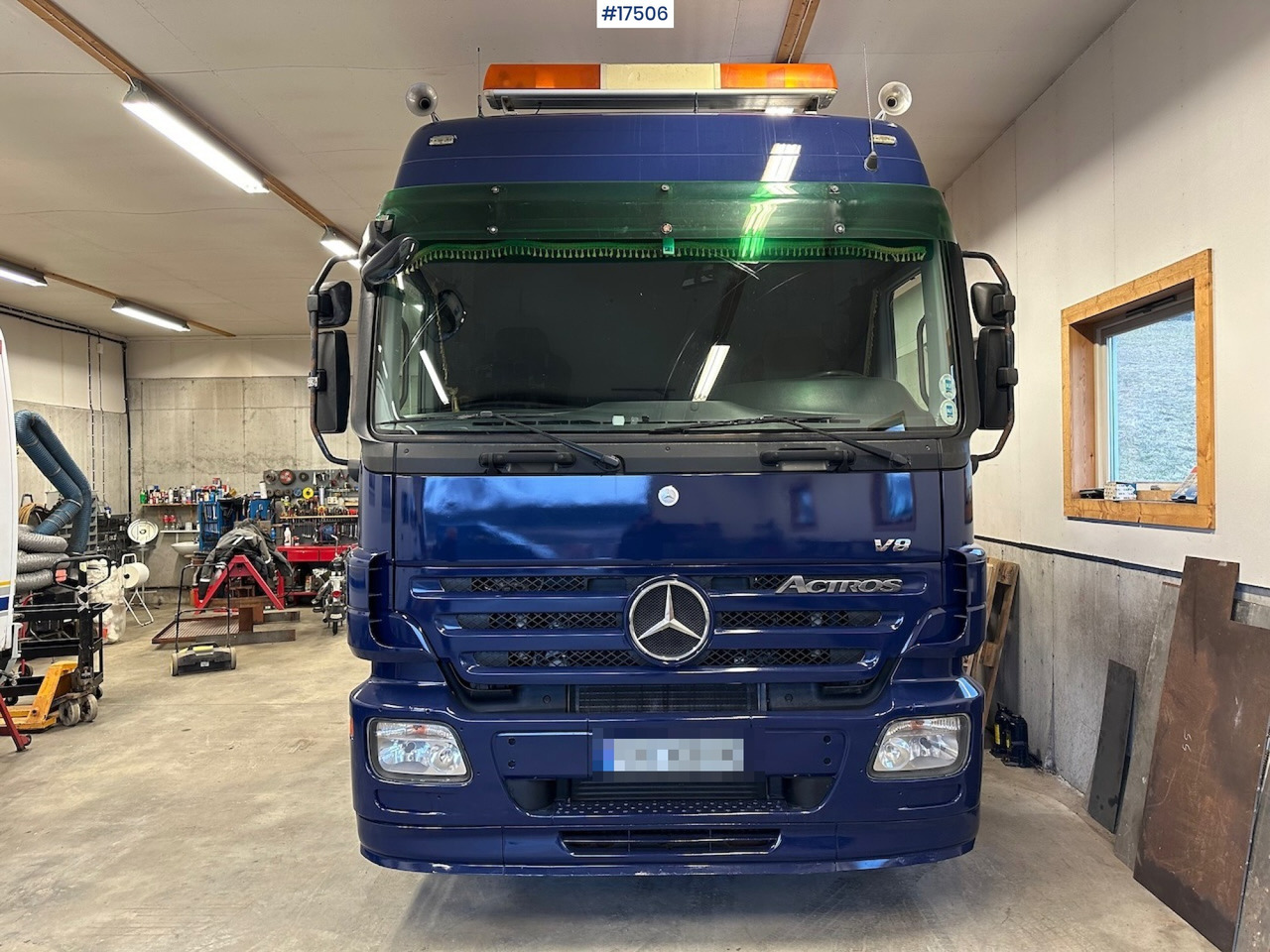 Mercedes Actros 2555 on lease Mercedes Actros 2555: picture 2