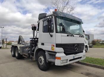 Hook lift truck Mercedes Actros 2635: picture 1