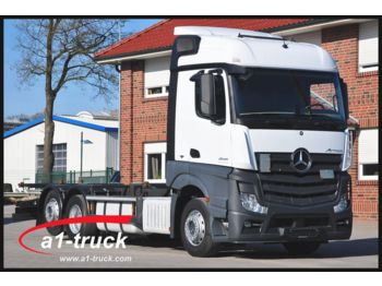 Container transporter/ Swap body truck Mercedes-Benz 2545 LL, Retarder, 1 Vorbesitzer, Retarder, Hub: picture 1