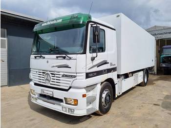 Refrigerator truck Mercedes-Benz ACTROS 1831 4X2 carrier + ramp: picture 1