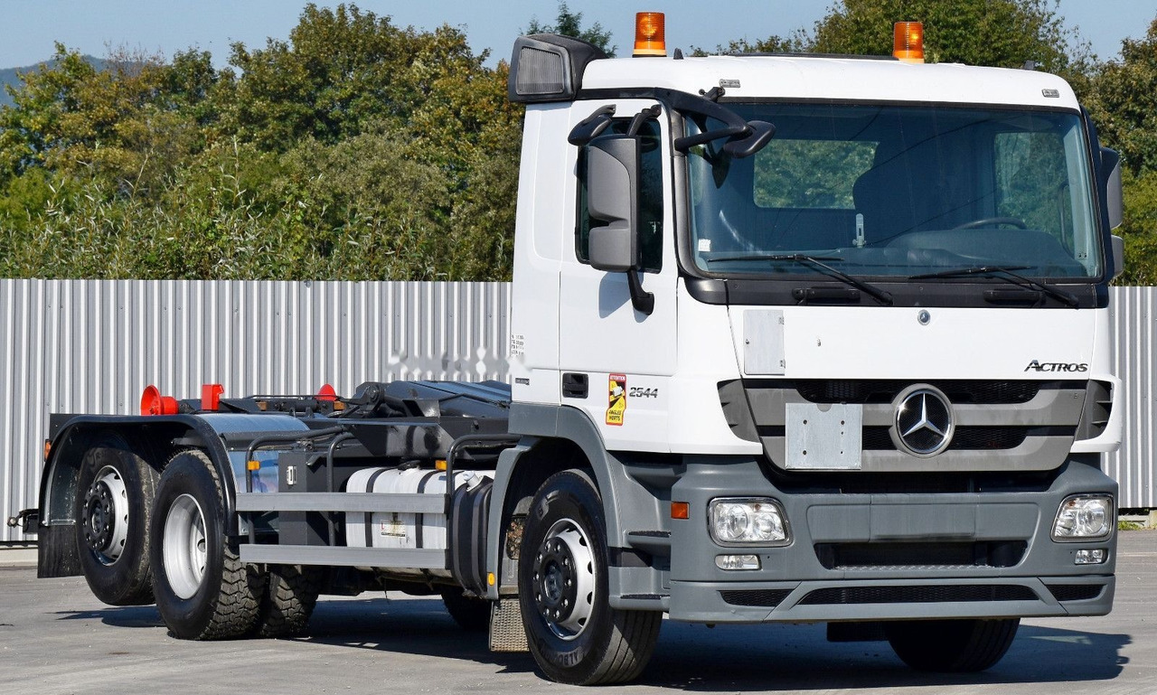 Mercedes-Benz ACTROS 2544 on lease Mercedes-Benz ACTROS 2544: picture 4