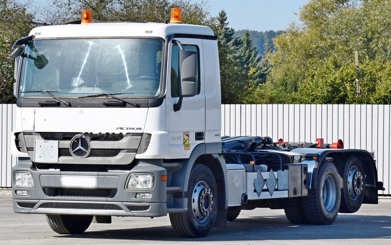 Mercedes-Benz ACTROS 2544 on lease Mercedes-Benz ACTROS 2544: picture 3