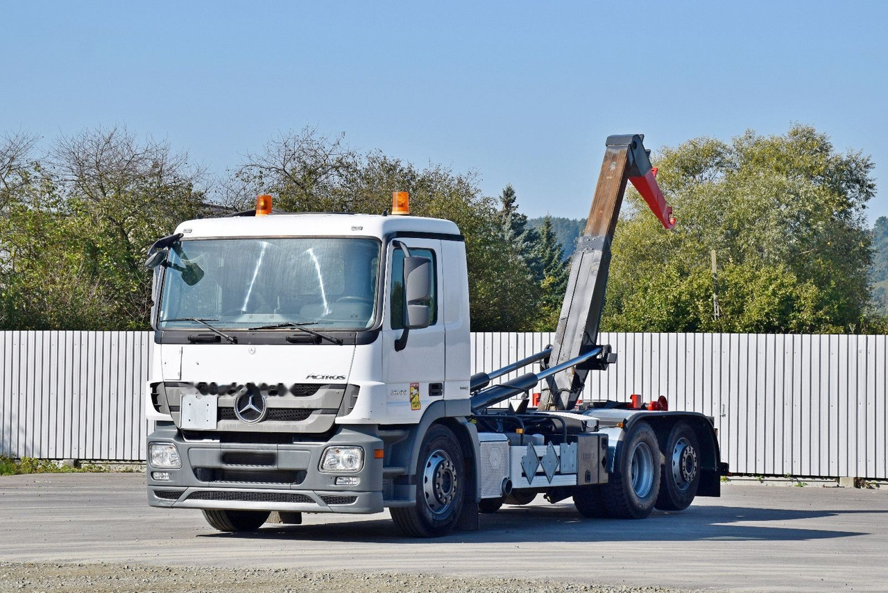 Mercedes-Benz ACTROS 2544 on lease Mercedes-Benz ACTROS 2544: picture 1