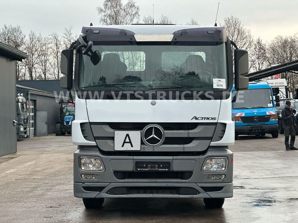 Hook lift truck Mercedes-Benz Actros 2541 6x2 Euro5 HIAB-Abrollkipper: picture 3