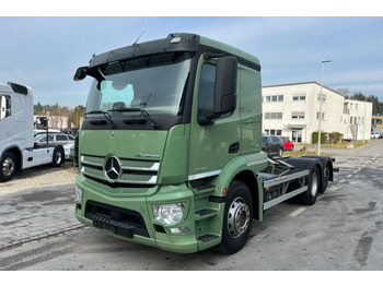 Cab chassis truck MERCEDES-BENZ Actros 2543