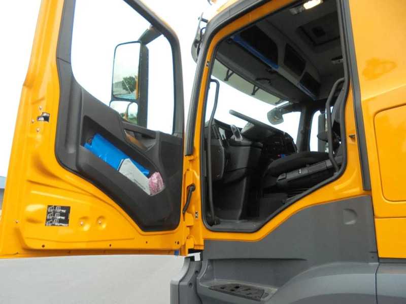 New Cab chassis truck Mercedes-Benz Arocs AROCS 2848 6X2: picture 10