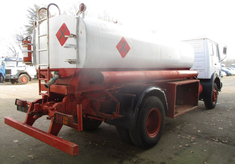 Tank truck for transportation of fuel Mercedes-Benz FAP 1620 BD , Fuel truck , 4x2 , Manual , Spring suspension: picture 3