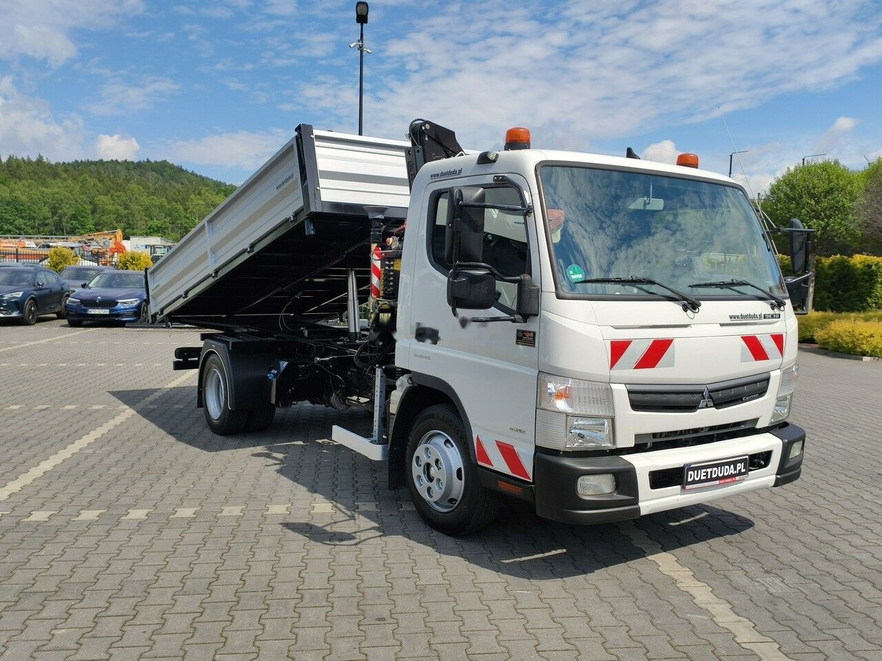 Tipper, Crane truck Mitsubishi Canter Fuso 9C18: picture 7