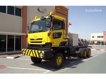 Cab chassis truck Nissan UD CZ4YL: picture 2