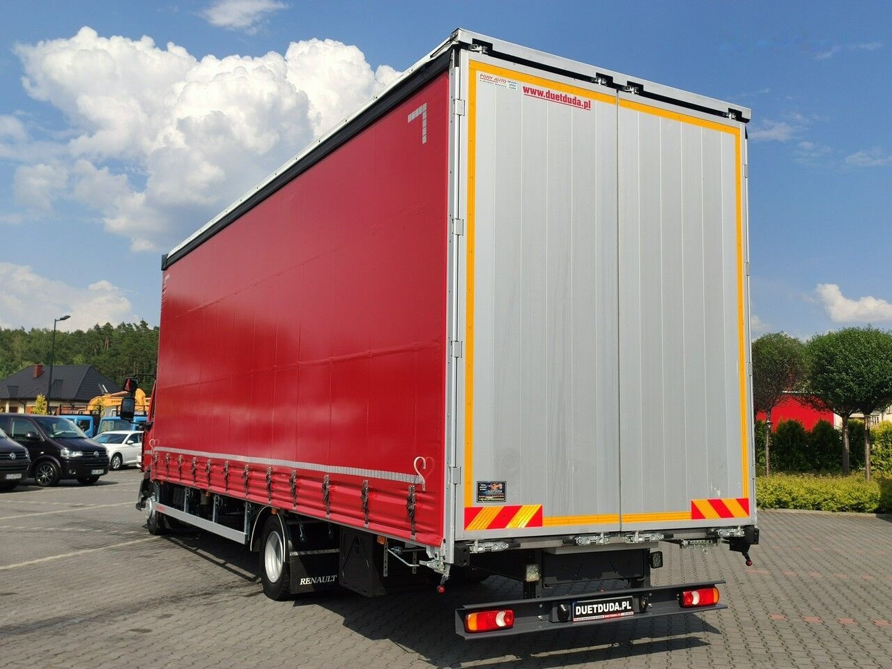 Curtainsider truck Renault D12.240: picture 18