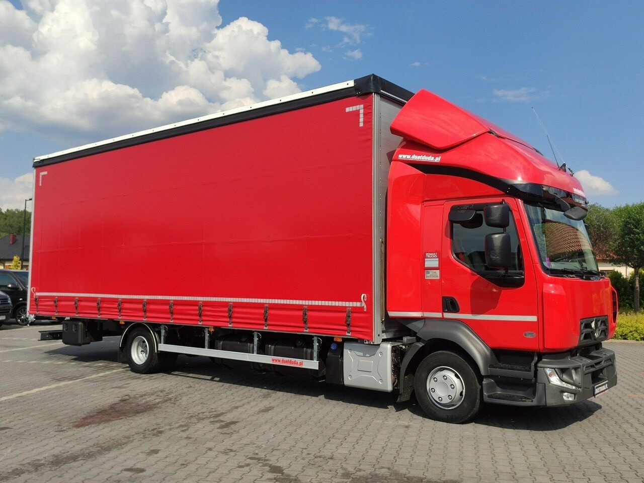 Curtainsider truck Renault D12.240: picture 8