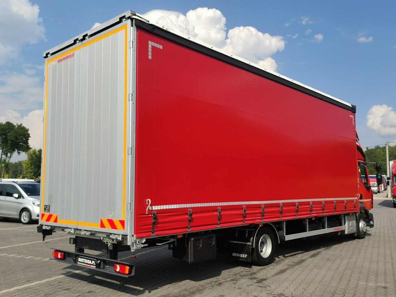Curtainsider truck Renault D12.240: picture 14