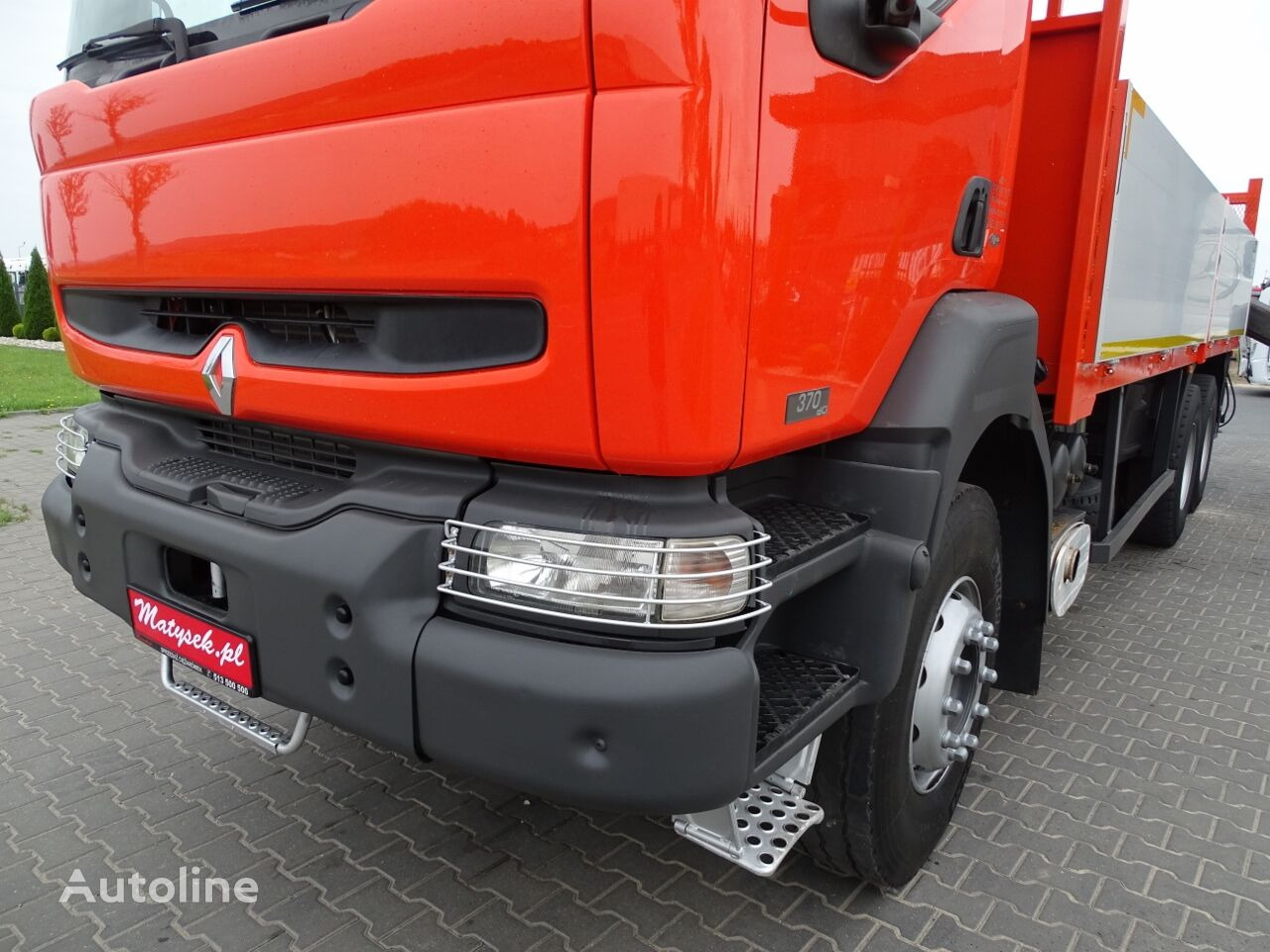 Dropside/ Flatbed truck, Crane truck Renault KERAX 370: picture 21
