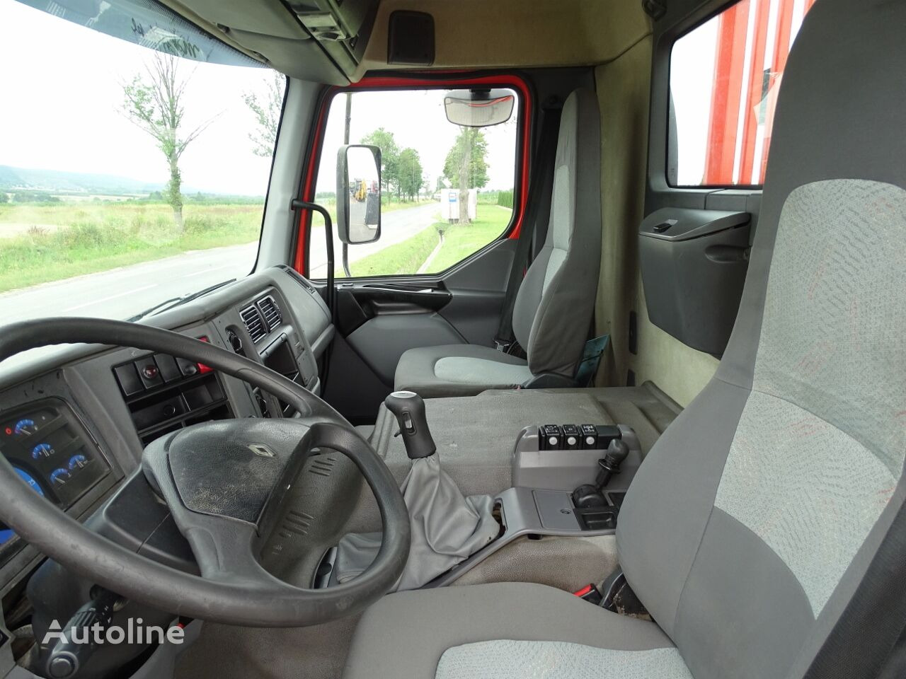Dropside/ Flatbed truck, Crane truck Renault KERAX 370: picture 43