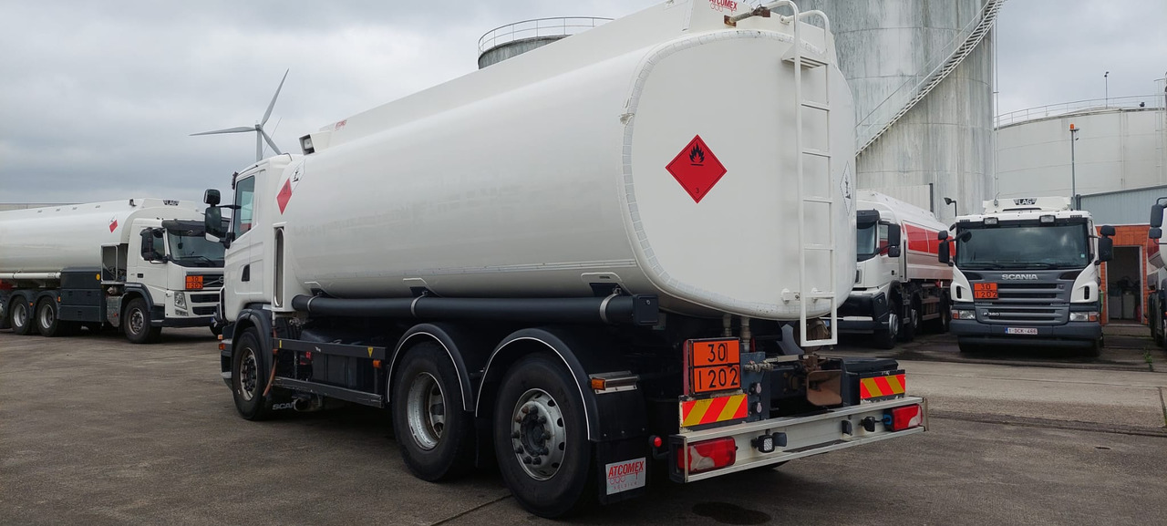 Tank truck SCANIA G380: picture 11