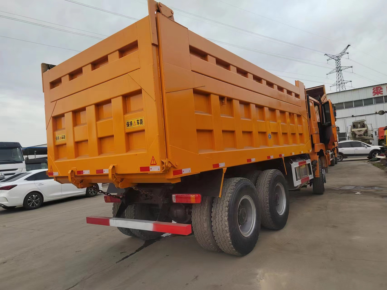 Tipper SHACMAN 6x4 drive dump truck China 10 wheels dumper lorry Sinotruk HOWO: picture 3