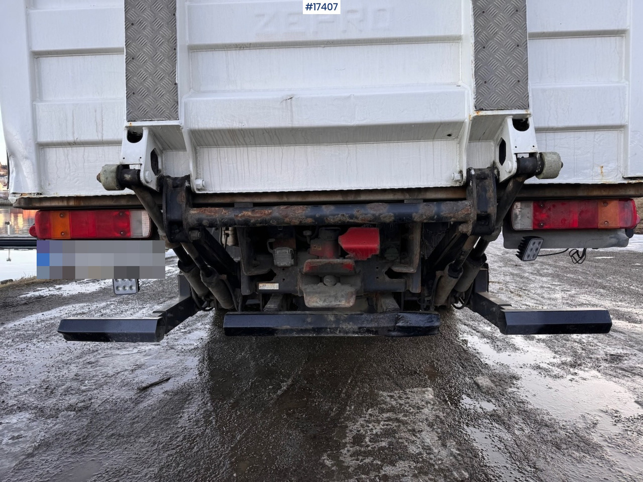 Box truck Scania R420: picture 9