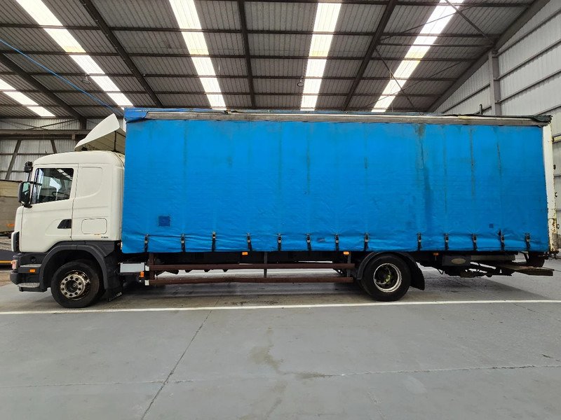 Curtainsider truck Scania R94-260 GB 4x2 / DHOLLANDIA 2000kg: picture 9