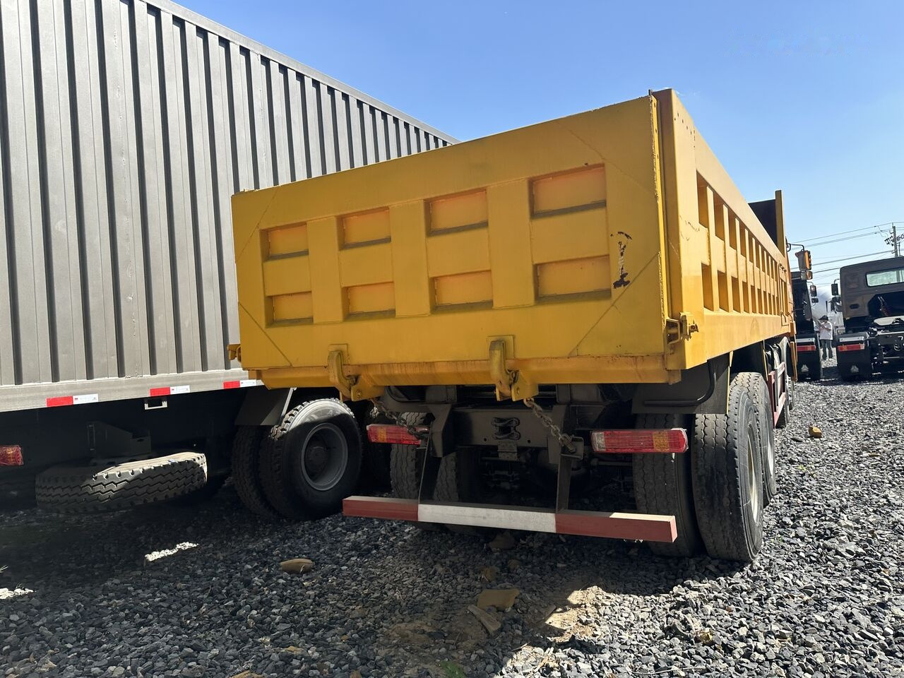 Tipper Shacman F3000 8*4: picture 6