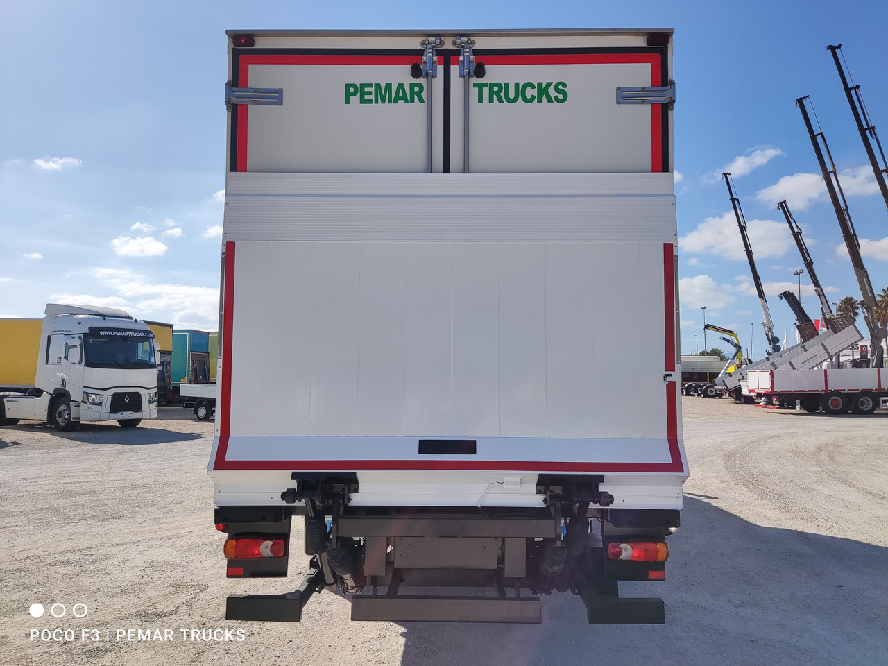 Refrigerator truck VOLVO FL 250 FRIGORIFICO 12T EURO 6: picture 5