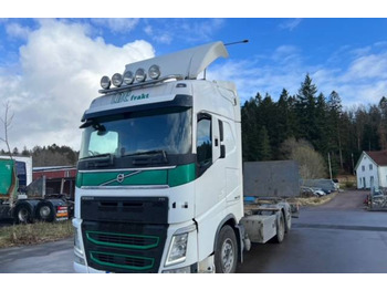 Cab chassis truck VOLVO FH13 540
