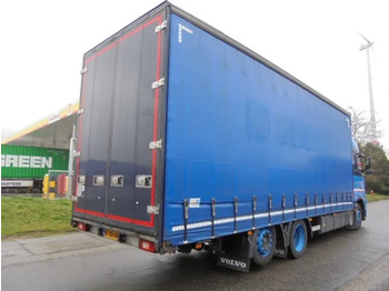 Curtainsider truck Volvo FH 460 6X2 EUR5: picture 4