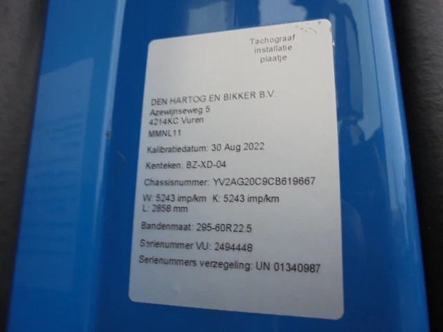 Curtainsider truck Volvo FH 460 6X2 EUR5: picture 17