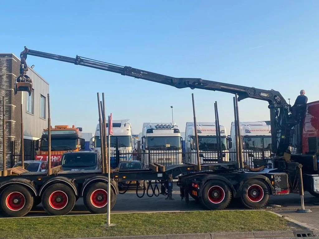 Timber truck, Crane truck Volvo FH 540 6X4 EURO 6 + EPSILON S260Z96 + TRAILER 4: picture 5
