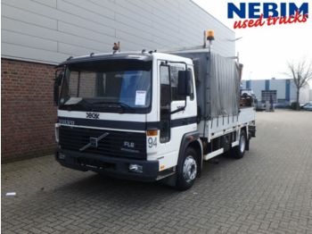 Curtainsider truck Volvo FL609 180 4x2R Euro 2 + Crane: picture 1
