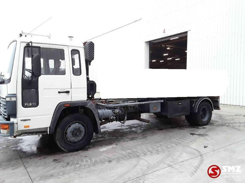 Cab chassis truck Volvo FL6 manual lames: picture 6