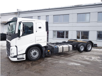 Cab chassis truck VOLVO FM13 460