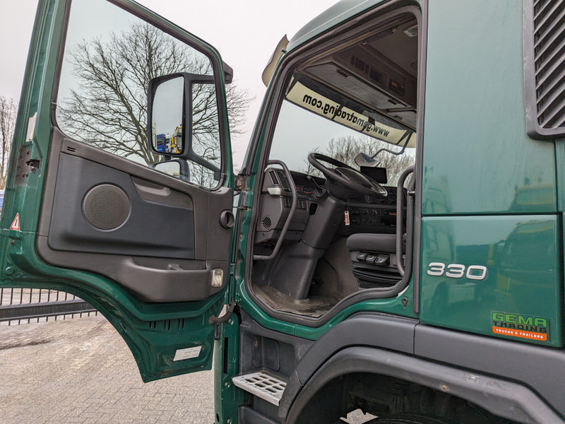 Box truck Volvo FM330 6x2 Daycab Euro5 - Gesloten bak 9M + Dhollandia laadklep 2000KG (V696): picture 13