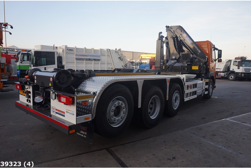 Hook lift truck, Crane truck Volvo FM 420 8x2 HMF 26 ton/meter laadkraan: picture 5
