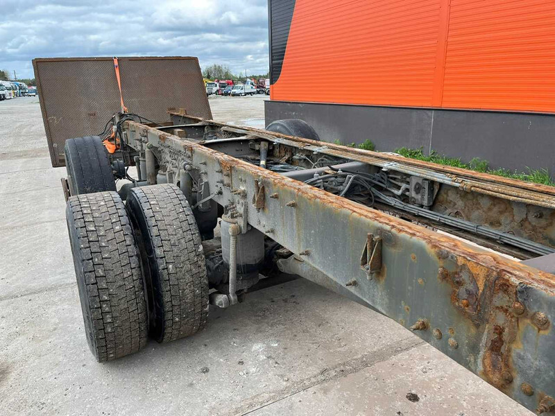 Cab chassis truck Volvo FM 9 300 6x2 CHASSIS L=8779 mm: picture 12