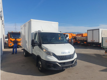 Panel van IVECO Daily 35S16: picture 3