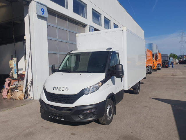Panel van IVECO Daily 35S16: picture 2