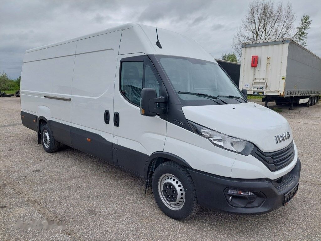 New Panel van IVECO Daily 35S16V 4x2: picture 2