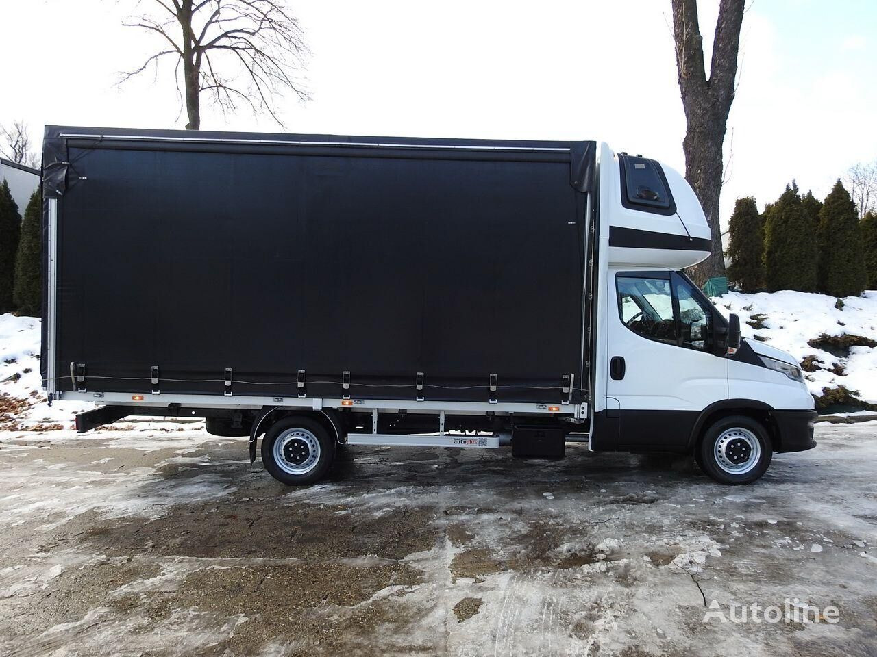 Curtain side van IVECO Daily 35S18 Curtain side: picture 4