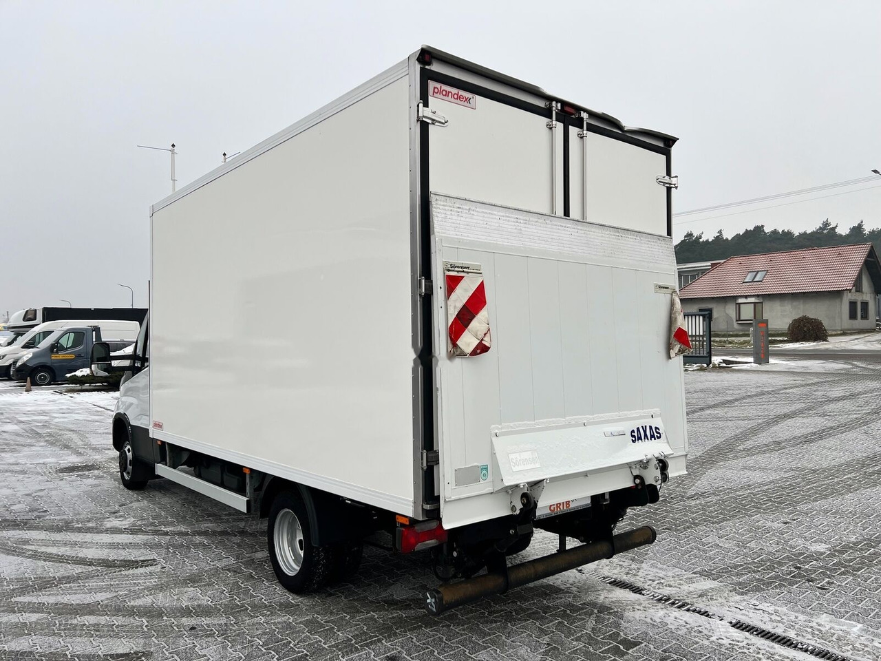 Refrigerated van IVECO Daily 50C18 35C18 refrigerator car One Owner: picture 3