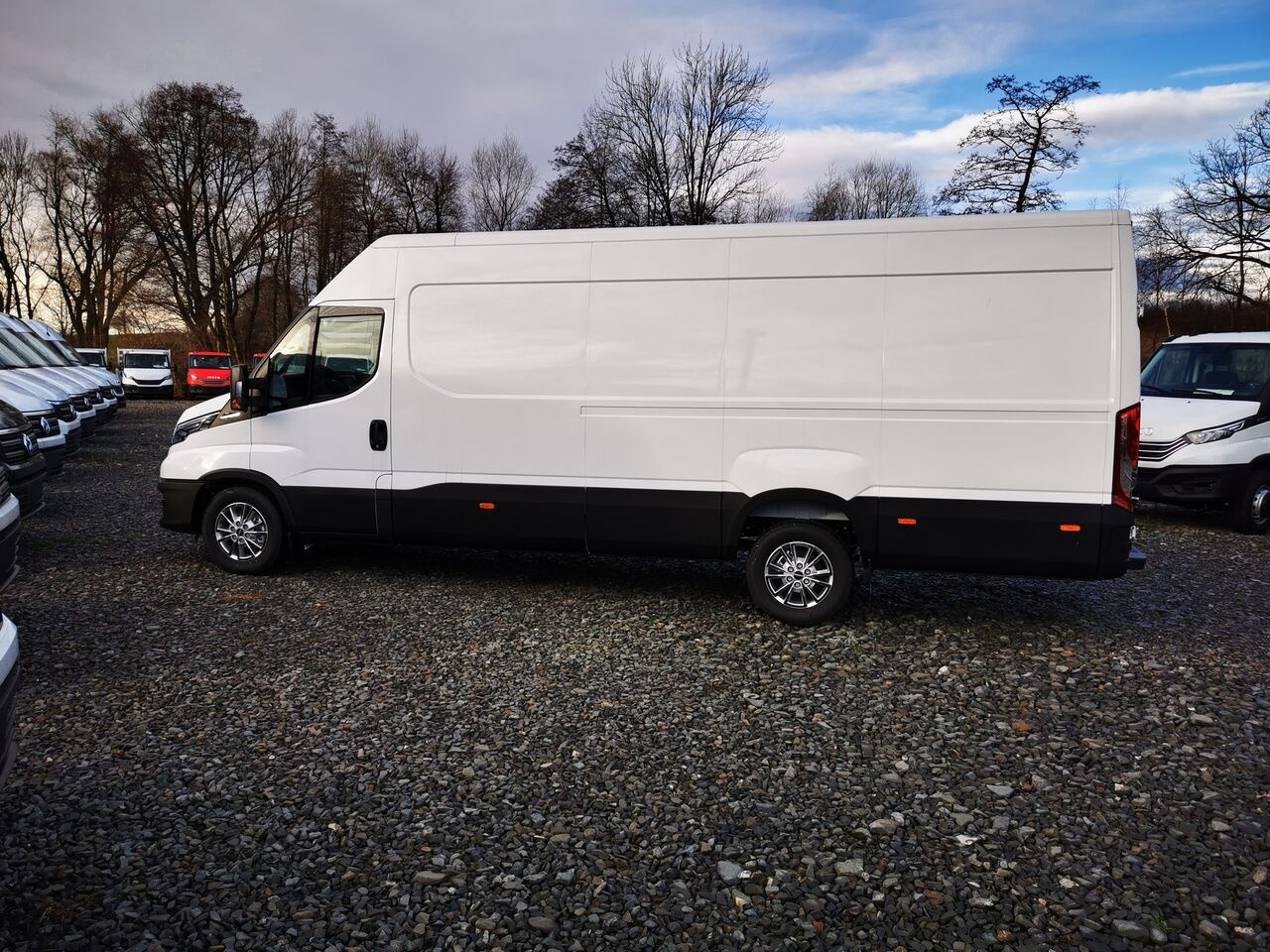 New Panel van IVECO IVECO DAILY 35S18HA8 L4H2: picture 14