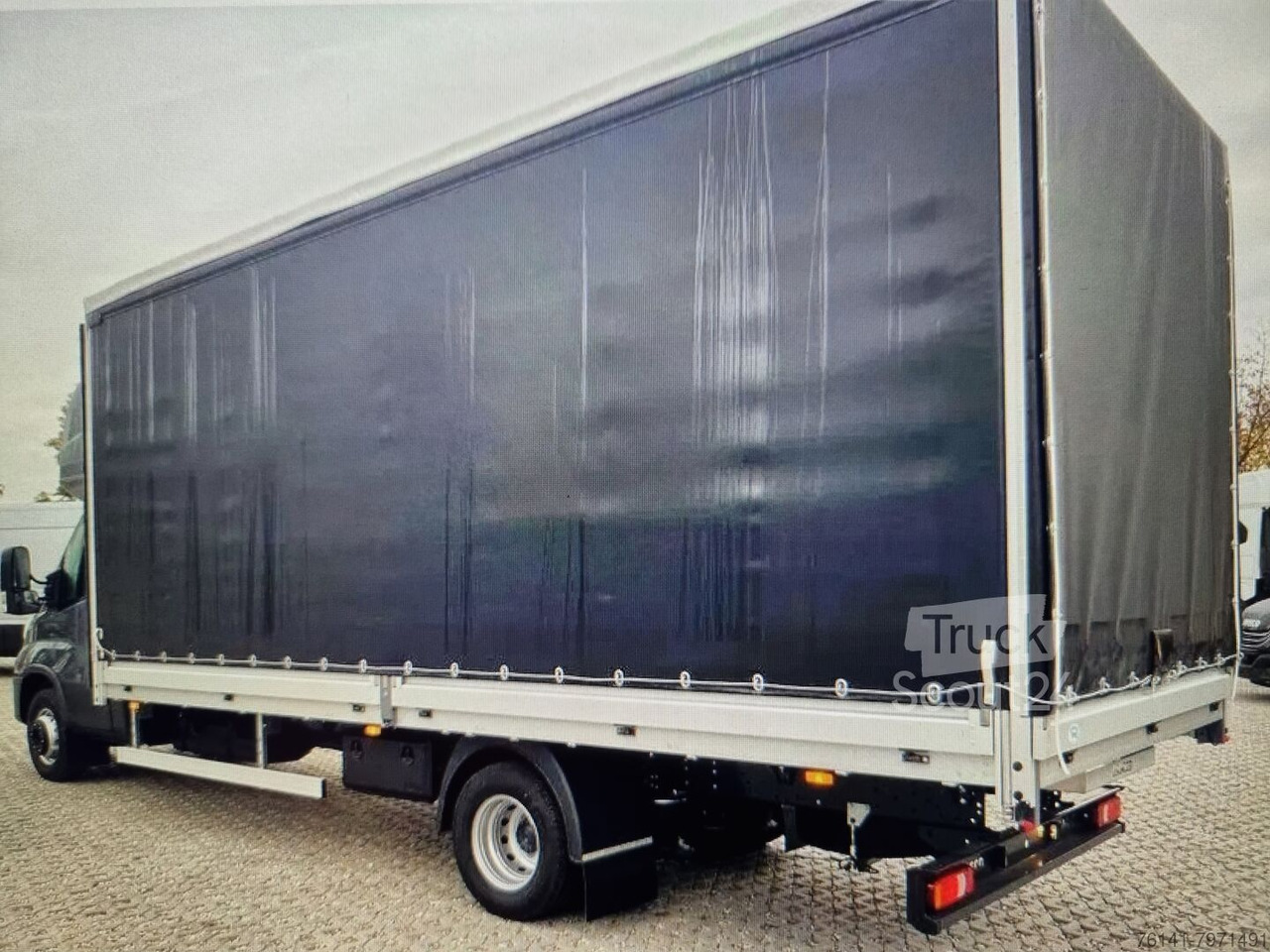 New Curtain side van Iveco Daily 70C18 A8 15PAL Luftfederung: picture 6