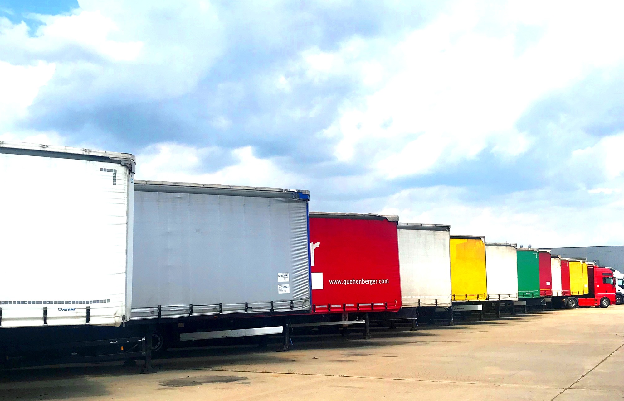 AIC TRUCKS SA undefined: picture 4