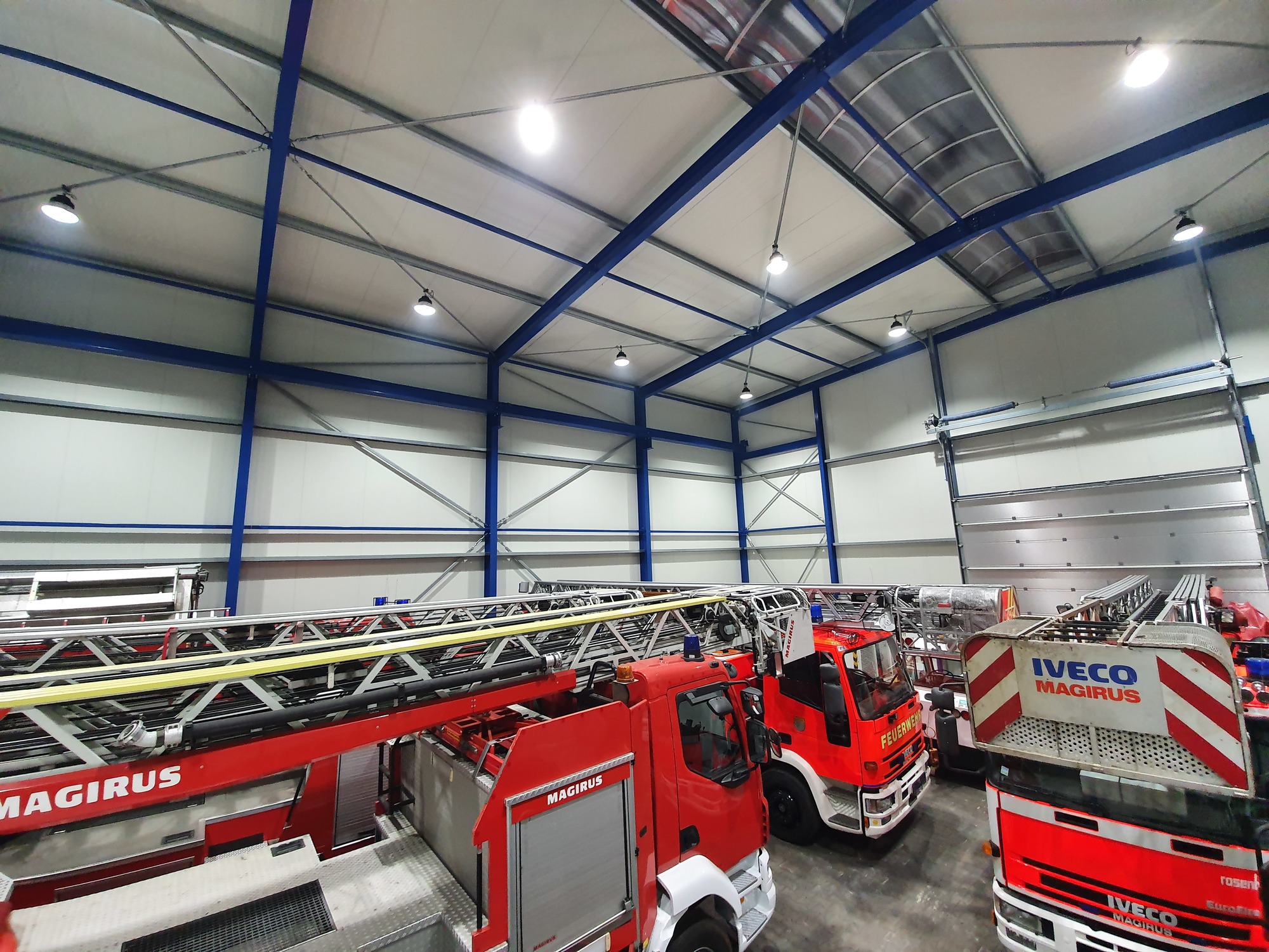 A.M. Hommeles B.V. - Trucks - Year: 2003, 4x4, Euro 3 undefined: picture 1