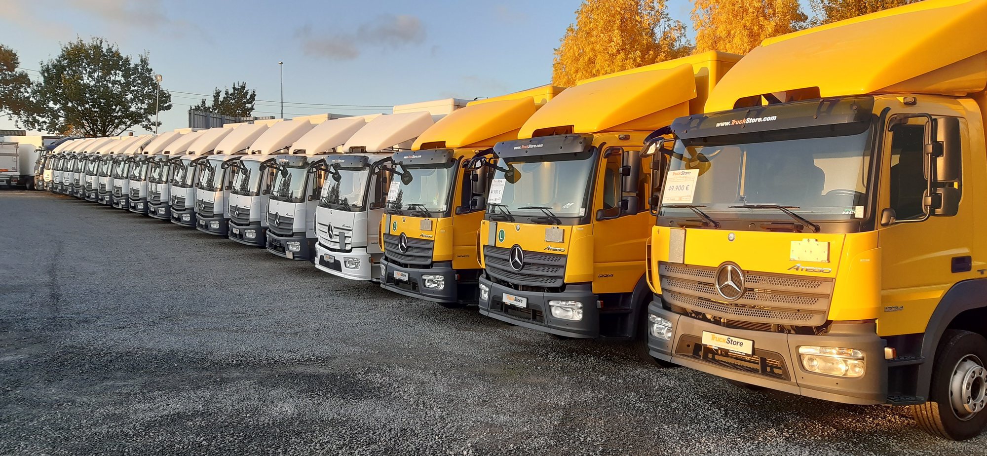 TruckStore Brussels - Vans MERCEDES-BENZ undefined: picture 1