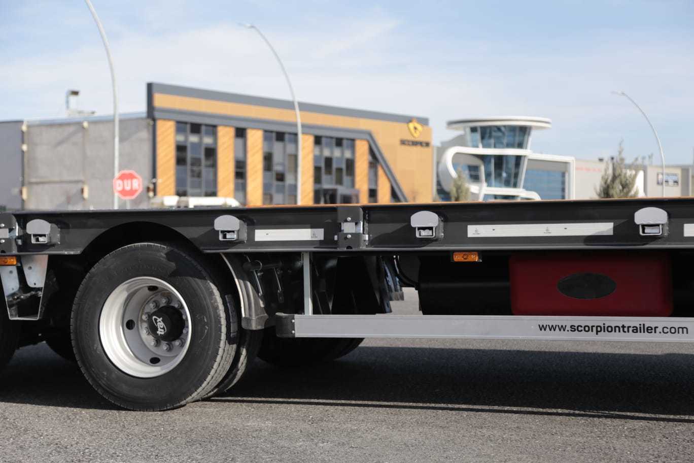 SCORPION TRAILER undefined: picture 31