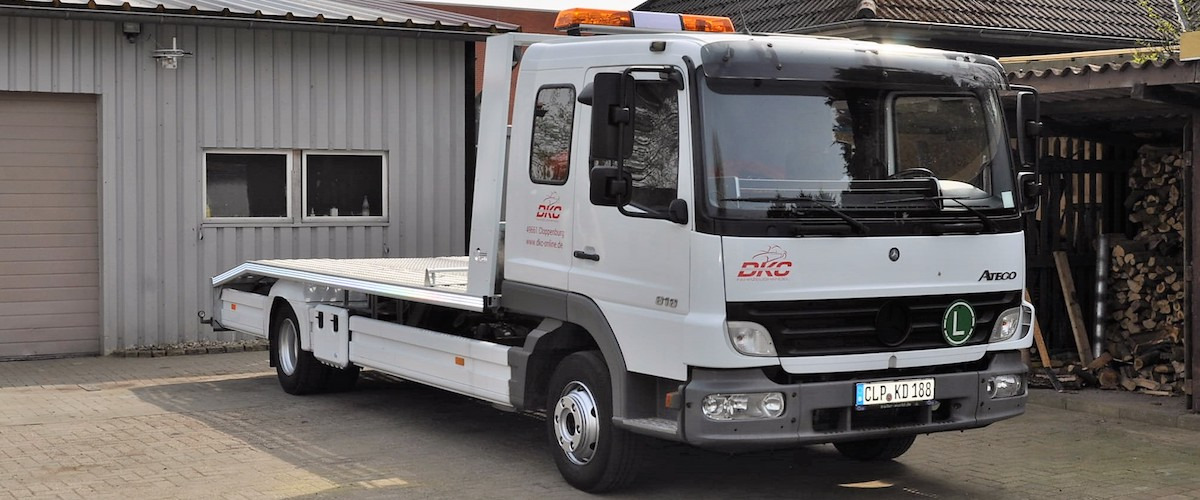 DKC Fahrzeughandel - vehicles for sale undefined: picture 2