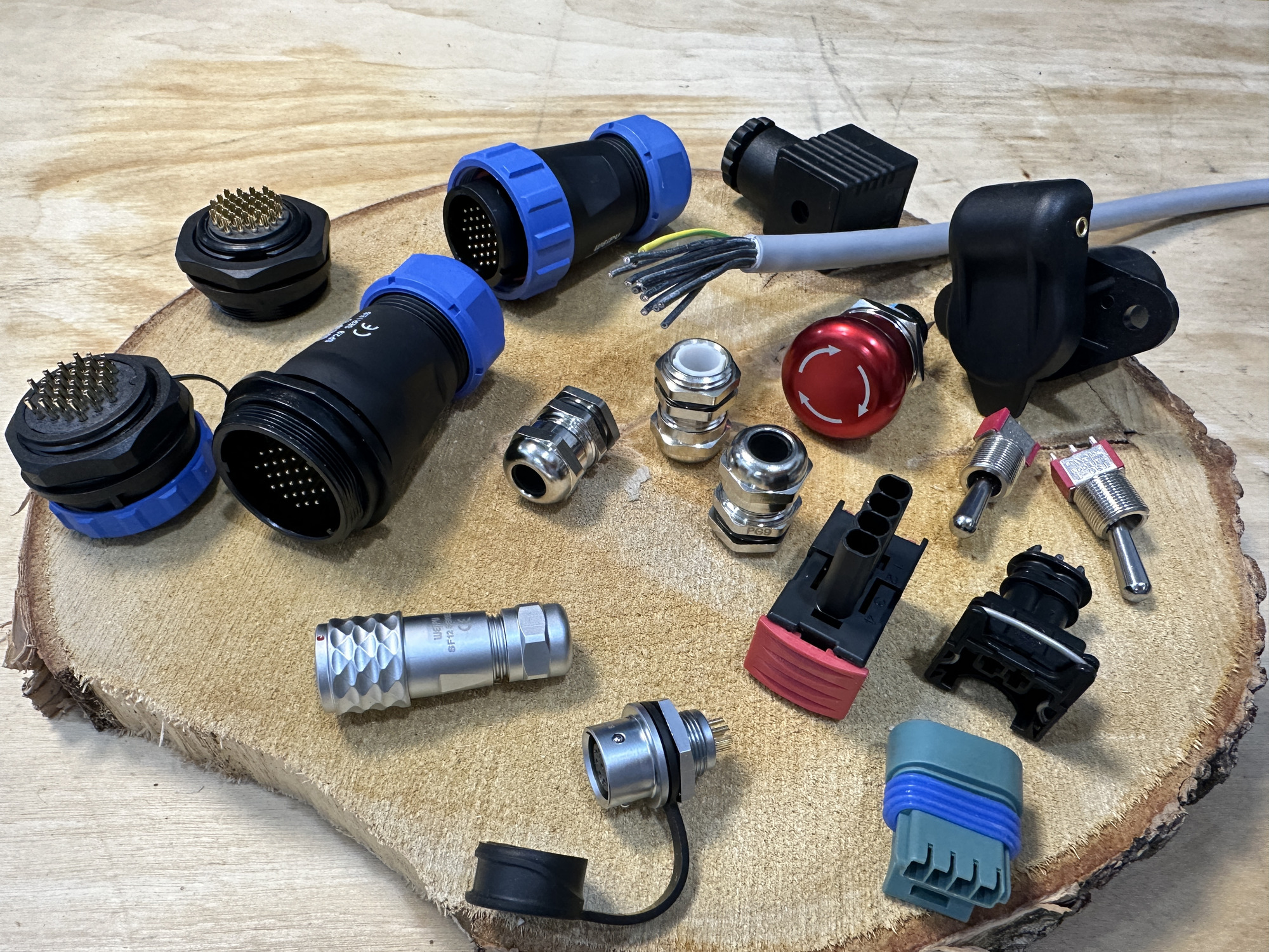 Global Master Sp. z o.o. - Municipal/ Special vehicles undefined: picture 2